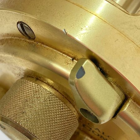  SHIMANO シマノ カルカッタコンクエスト400 RH444