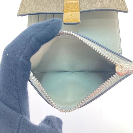  LOEWE ロエベ バーティカル ウォレット スモール C660S86 グレージュ