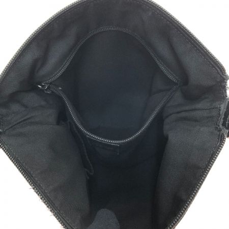  GUCCI グッチ ショルダーバッグ GGキャンバス 145857 ブラック