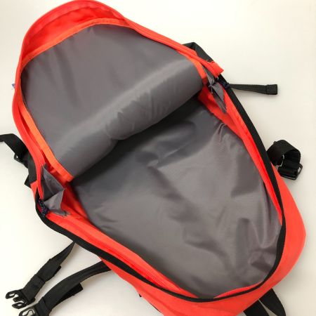  adidas アディダス バックパック リュック H22714 レッド x ブラック x ホワイト