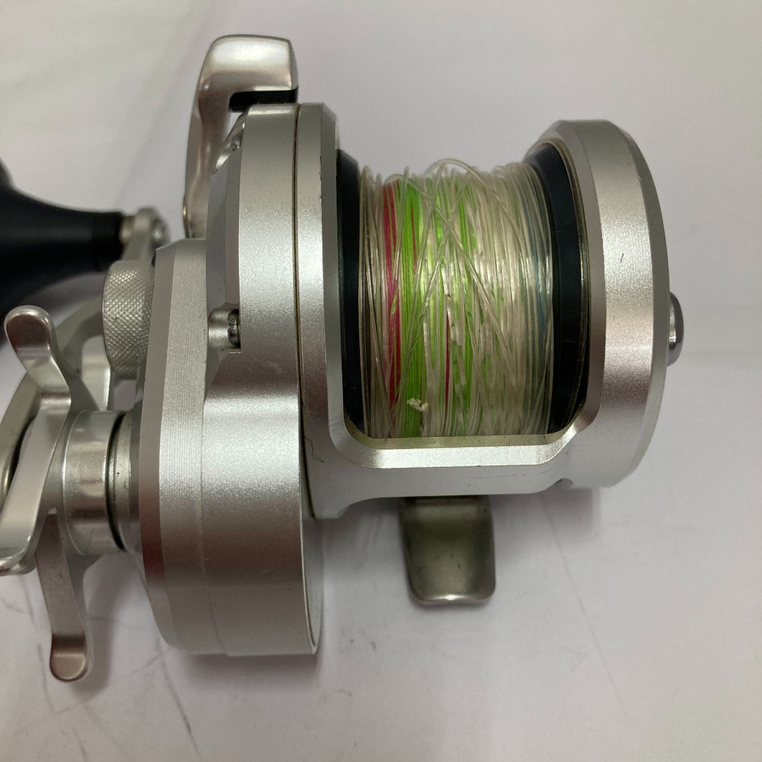 中古】 SHIMANO シマノ 11オシアジガー1500HG 02745 本体のみ Bランク