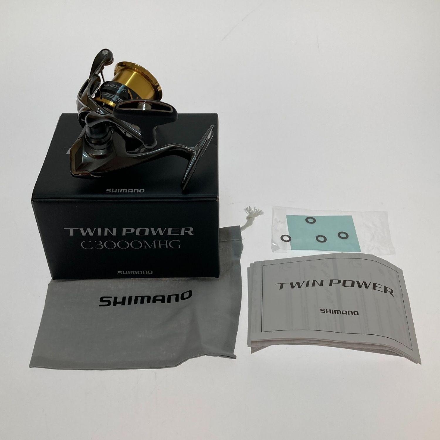 中古】 SHIMANO シマノ 20 ツインパワー C3000MHG 04141 Bランク｜総合