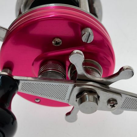  Abu Garcia アブガルシア アンバサダー  6500CS Rocket Pink