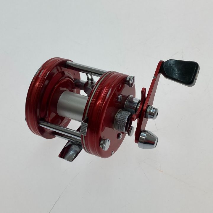 ΨΨAbu Garcia アブガルシア ベイトリール TGC5000C（Abu Garcia アブ  