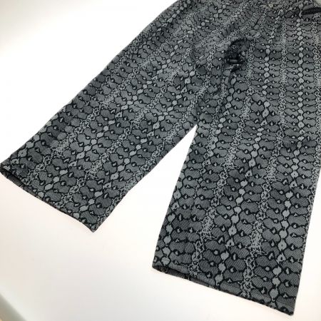  PERUSHU パイソン柄 ワイドタックパンツ Mサイズ PE331015BW グレー