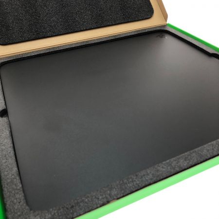  ATLAS アトラス 強化ガラス ゲーミングマウスパッド RZ02-04890100-R3M1 ブラック