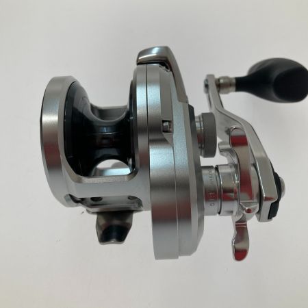  SHIMANO シマノ 17 オシアジガー 2001NR-PG 左巻き 03674