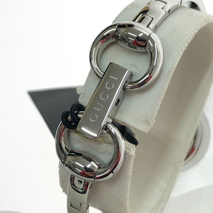GUCCI　グッチ　シマ　YA134510　シェル文字盤　ピンク　クオーツ　電池式 ウォッチ　時計　腕時計　GGマーク　ステンレス　レディース　メンズ　ユニセックス GUCCI グッチ シマ 腕時計 ピンクシェル クオーツ YA134510 - 中古