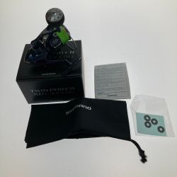 □□ SHIMANO シマノ 21 ツインパワー XD C5000XG 04294 Aランク