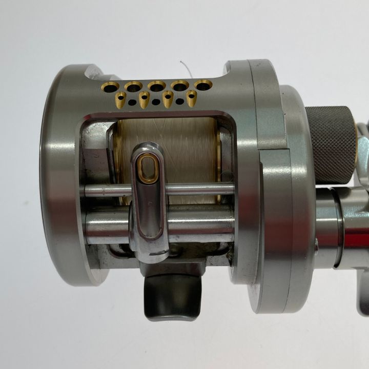 SHIMANO - □□SHIMANO シマノ カルカッタ CONQUEST 101DC 01866 SHIMANO シマノ カルカッタ CONQUEST 101DC 01866 - 中古