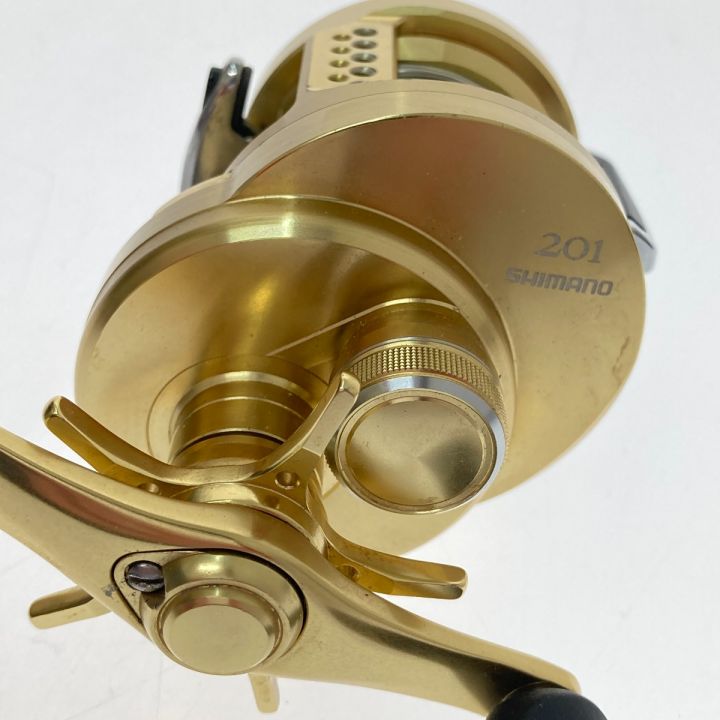 SHIMANO シマノ 14カルカッタコンクエスト 201 03205｜中古｜なんでも 