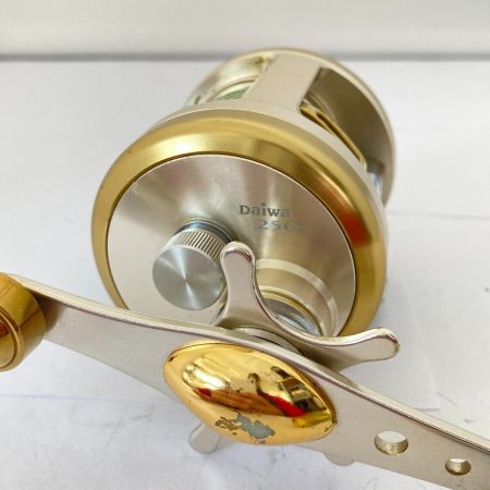  DAIWA ダイワ ミリオネア CV-Z250F