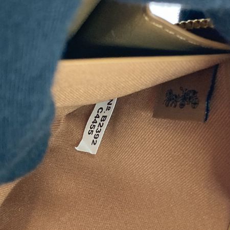  COACH コーチ 長財布　ロング ジップ アラウンド ウォレット ウィズ フローラル プリント C4455 ホワイト系