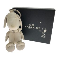 □□ COACH コーチ スヌーピー キーホルダー チャーム アイボリー系 Bランク