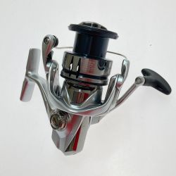 □□ SHIMANO シマノ 19ストラディック C3000HG 04019 本体のみ Bランク