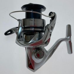 □□ SHIMANO シマノ 19ストラディック C3000HG 04019 本体のみ Bランク