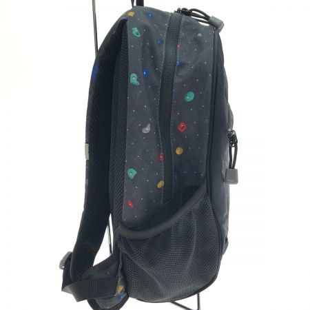  THE NORTH FACE ザノースフェイス スモールデイ キッズ リュック バッグ NMJ71653 グレー×ブラック x ブラック