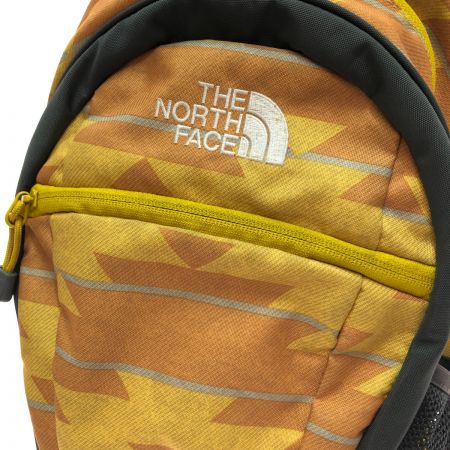  THE NORTH FACE ザノースフェイス スモールデイ キッズ リュック バッグ NMJ71653 イエロー×グレー x オレンジ x グレー