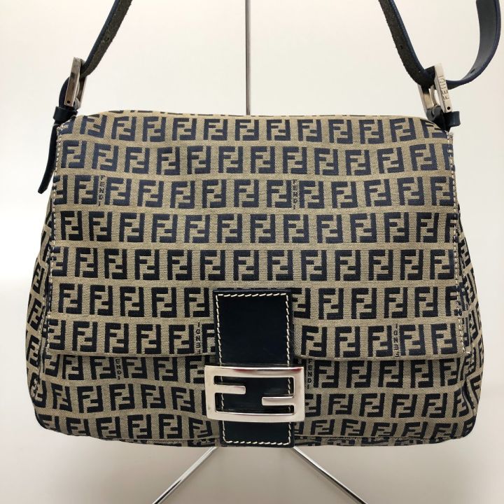 FENDI フェンディ ズッキーノ ショルダーバッグ マンマバケット FENDI フェンディ ズッキーノ ショルダーバッグ マンマバケット