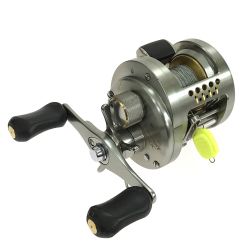 ## SHIMANO シマノ 03 カルカッタコンクエスト 200DC RH460 Bランク