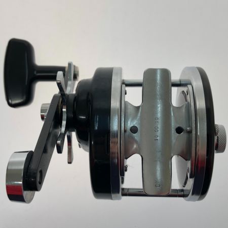  Abu Garcia アブガルシア アンバサダー 8000C リール 8000C