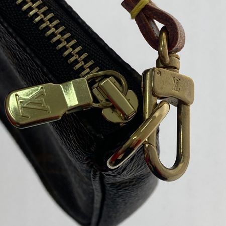  LOUIS VUITTON ルイヴィトン モノグラム アクセサリーポーチ M51980