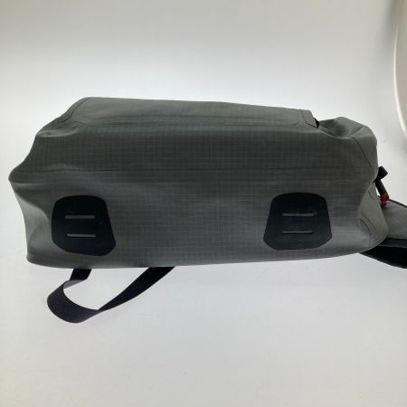  SIMS シムス 釣り用品　フィッシングバッグ