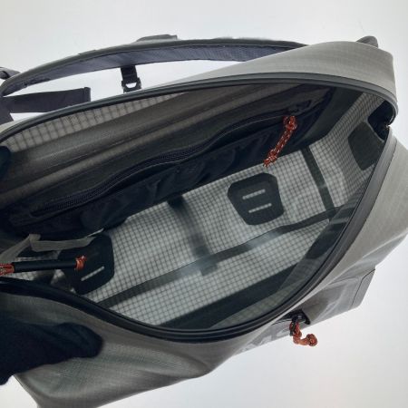  SIMS シムス 釣り用品　フィッシングバッグ