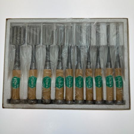   大工道具　のみ　本貞弘　10本セット