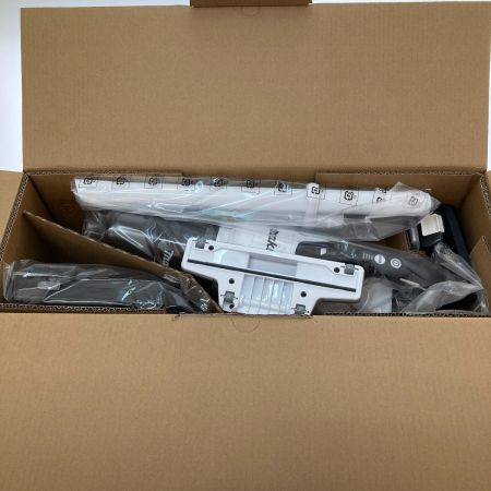  MAKITA マキタ 充電式クリーナ　18V　3.0Ah CL286FDRFW