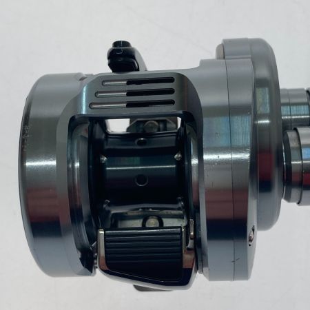  SHIMANO シマノ 20 カルカッタ コンクエスト DC 100(右) 04083