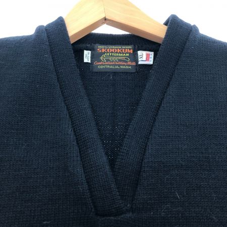  SKOOKUM スクーカム Vネックニット セーター XLサイズ 40133 ネイビー