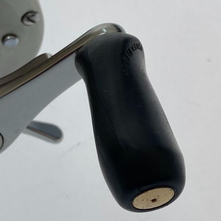  SHIMANO シマノ 03カルカッタコンクエスト200DC  RH460 本体のみ