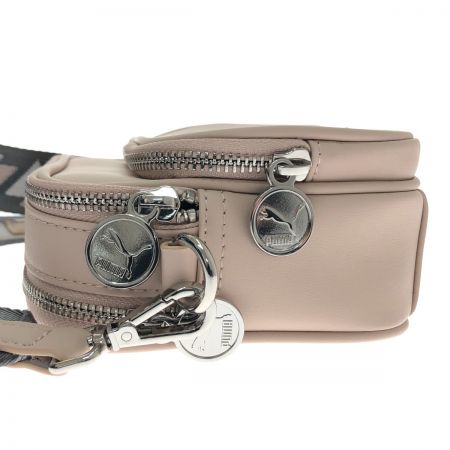  PUMA プーマ  センス クロスボディー バッグ 1.5L 090429-04 ピンク