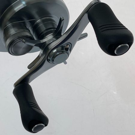  SHIMANO シマノ 19 カルカッタ コンクエスト DC 200 右 03978