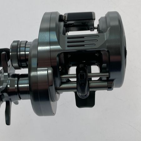  SHIMANO シマノ 19 カルカッタ コンクエスト DC 200 右 03978