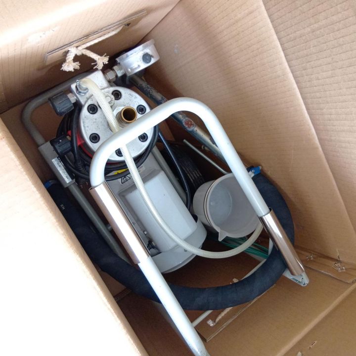 塗装機 イワタ ダイヤフラムエアレスユニット