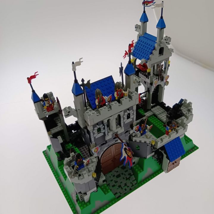 LEGO レゴ ロイヤルキング城 6090 - 中古ホビー用品 - なんでも LEGO レゴ ロイヤルキング城 6090 - 中古ホビー用品 - なんでも