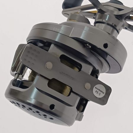  SHIMANO シマノ カルカッタコンクエストBFS HG 右ハンドル 03675 本体のみ