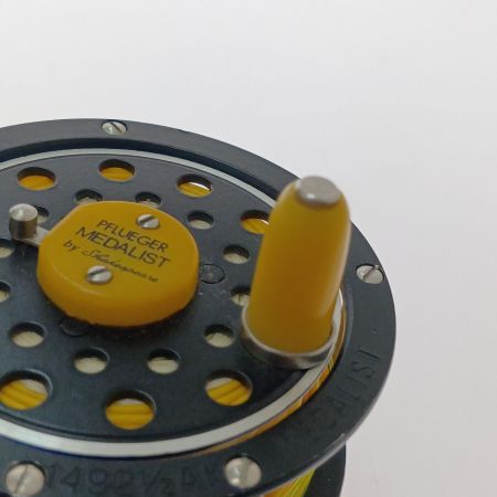  PFLUEGER フライリール　フルーガー　メダリスト 1492 1/2 AK 本体のみ