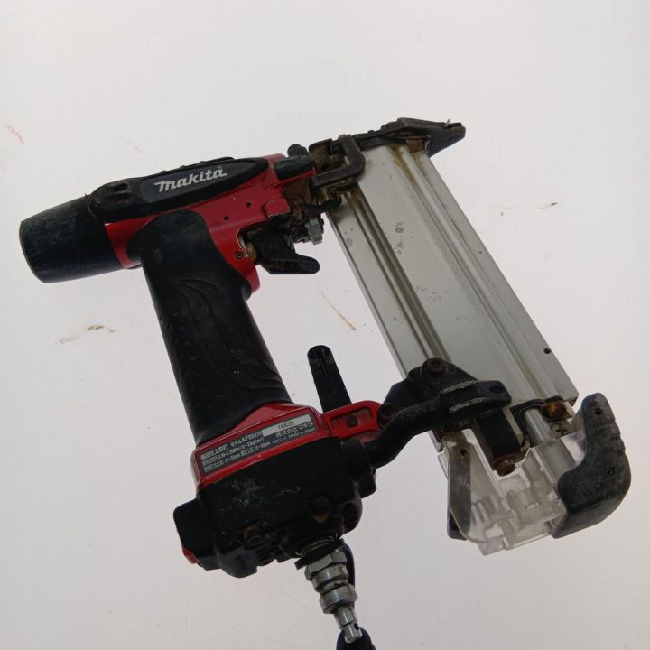 MAKITA マキタ 高圧仕上釘打機 AF551H - 中古工具・電動工具 