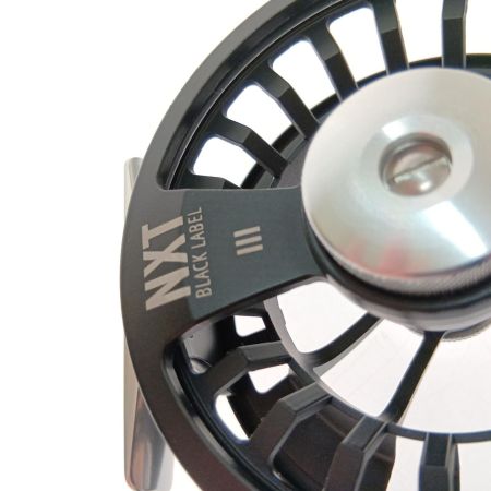   フライリール　NXT BLACK LABEL