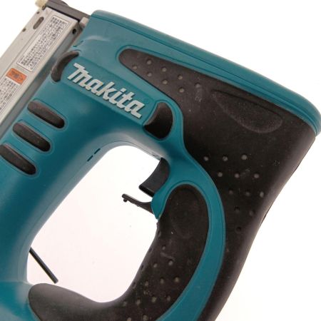 MAKITA マキタ 充電式ピンタッカ18v  PT351D