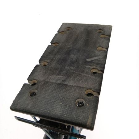  MAKITA マキタ 仕上サンダ BO3710