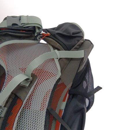  OSPREY オスプレー 登山リュック　SIRRUS26 ブラック