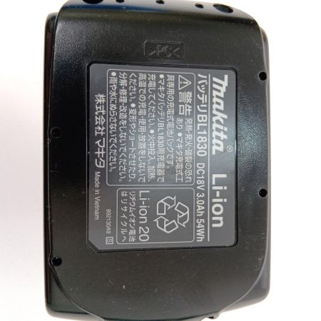  MAKITA マキタ バッテリー　18V 3.0Ah BL1830