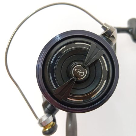  DAIWA ダイワ クロスキャスト 4000QD 059665 本体のみ