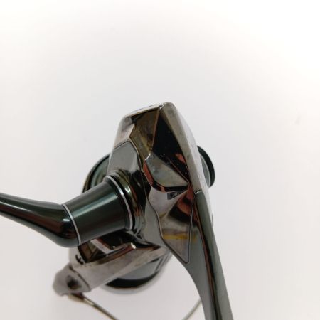  SHIMANO シマノ 22 ステラ C3000XG 043924 本体のみ