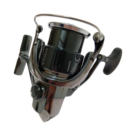  SHIMANO シマノ 22 ステラ C3000MHG 043917 本体のみ