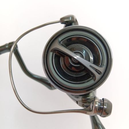  SHIMANO シマノ 22 ステラ C3000MHG 043917 本体のみ